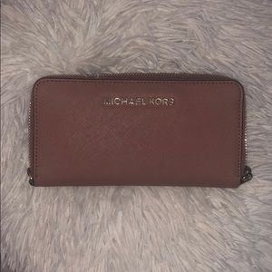 Mauve Michael Kors Wallet